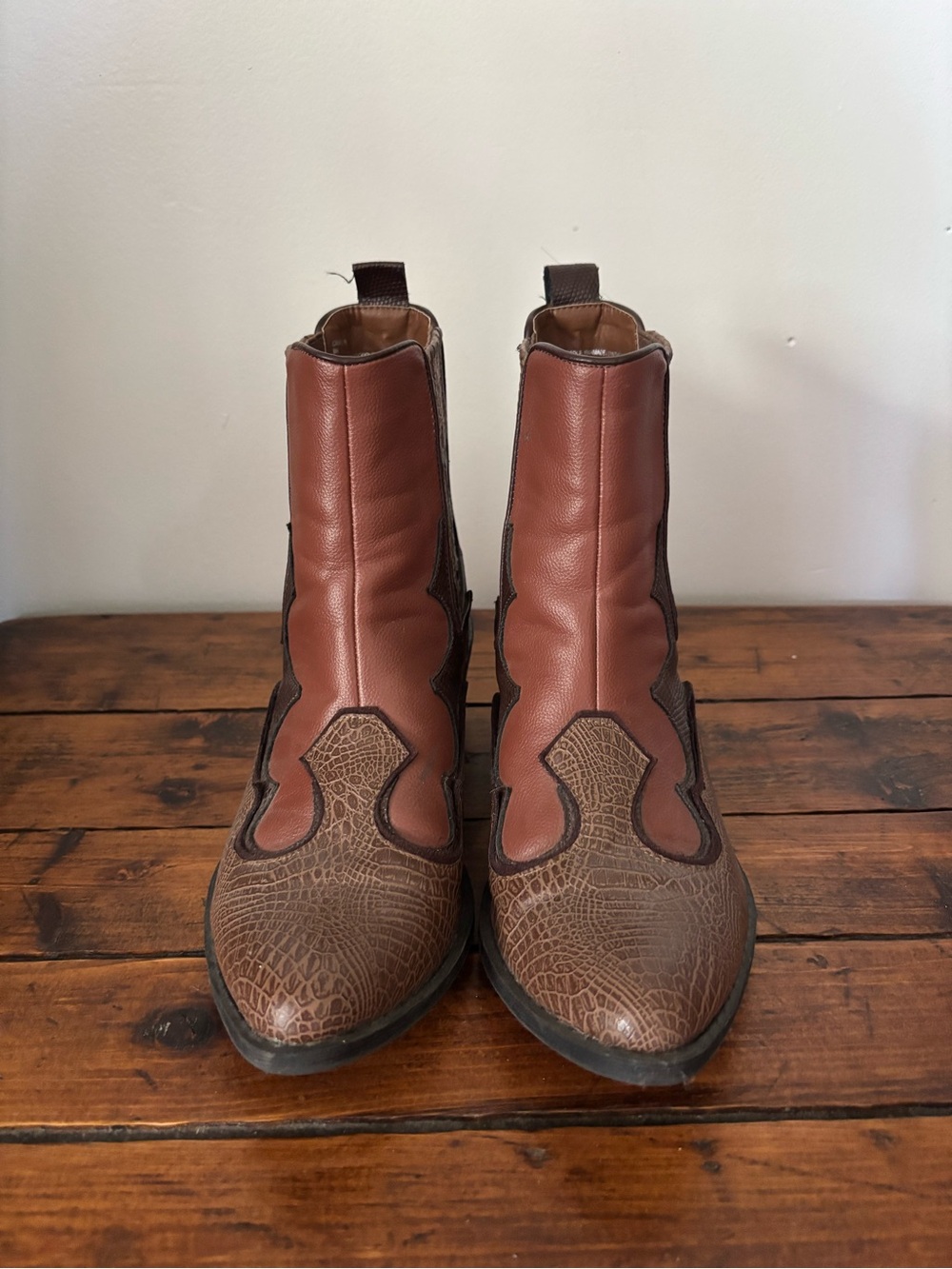 Coconuts by Matisse Two-Tone Brown Western Chelsea Booties - Picture 2 of 4
